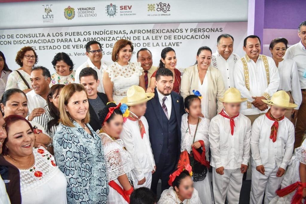𝐅oro de consulta a los Pueblos Indígenas, Afromexicanos y personas con discapacidad para la armonización de la Ley de Educación del Estado de Veracruz de Ignacio de la Llave.