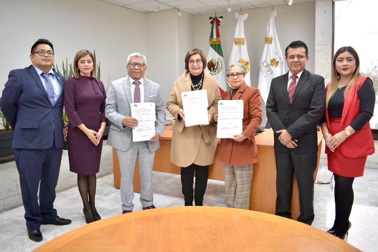 Firman convenio Congreso y Universidad de la Huasteca Veracruzana