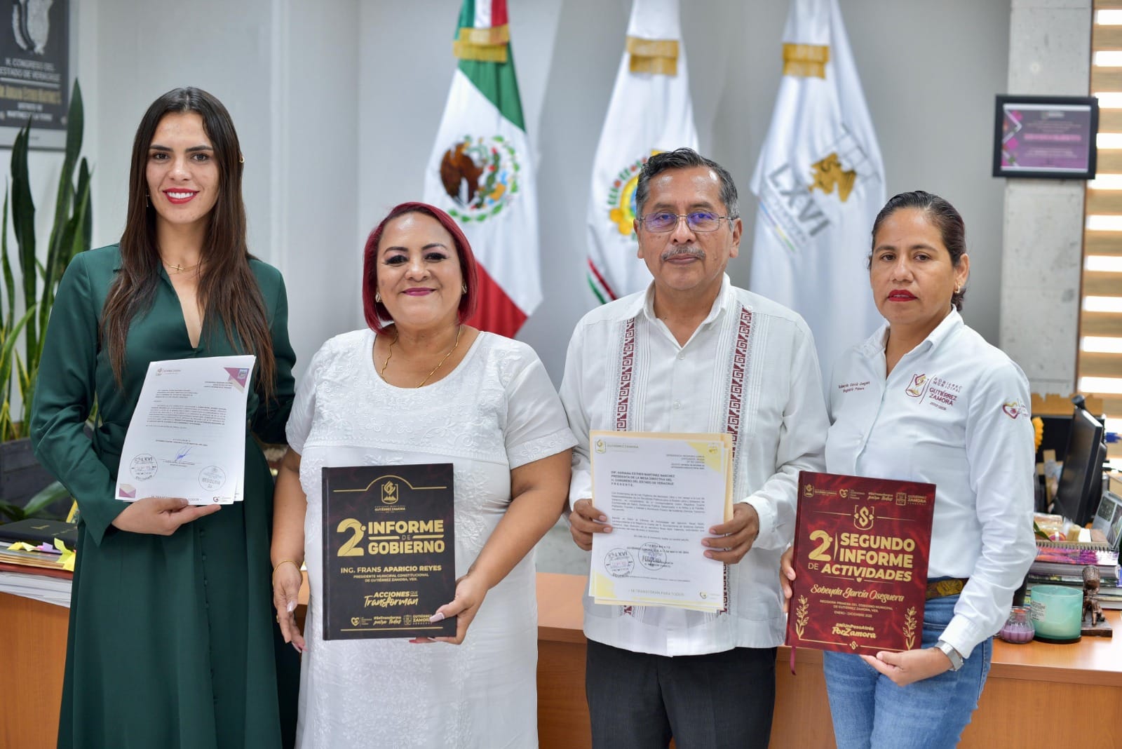 Recibe H. Congreso del Estado de Veracruz segundo informe de Gobierno de Gutiérrez Zamora