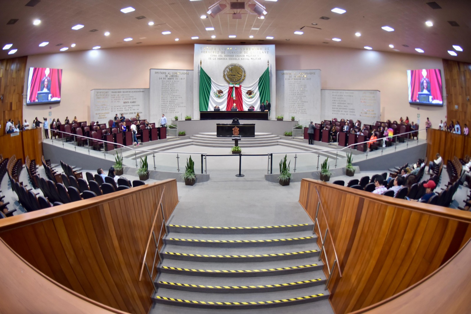 Recibe Congreso informe del Orfis relativo al servicio de agua en Medellín