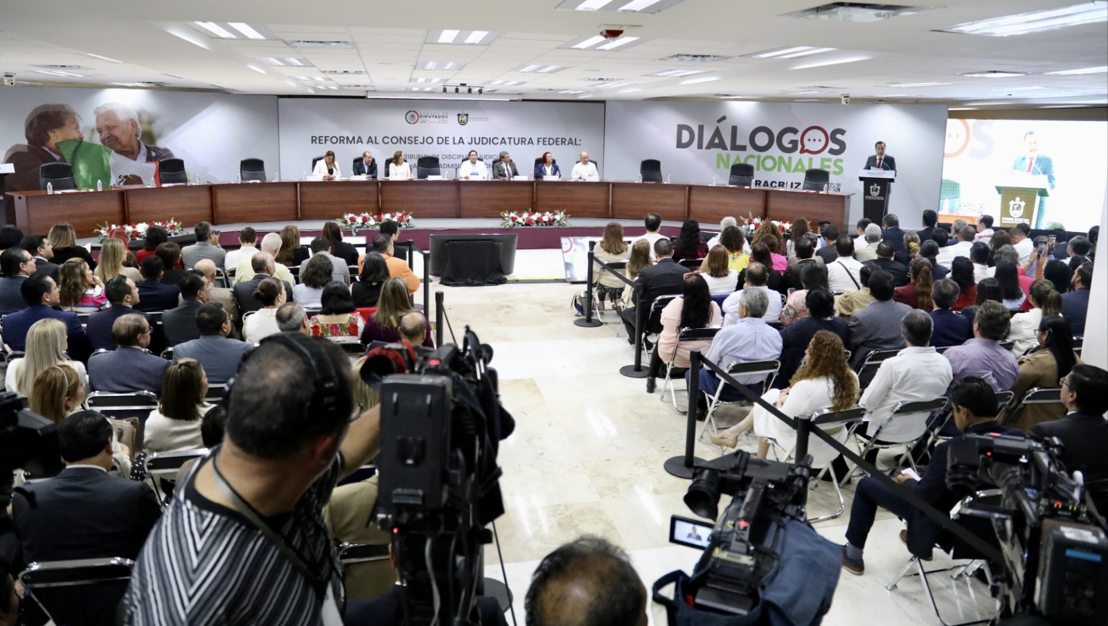 Participa Congreso en Diálogos Nacionales sobre la Reforma al Poder Judicial